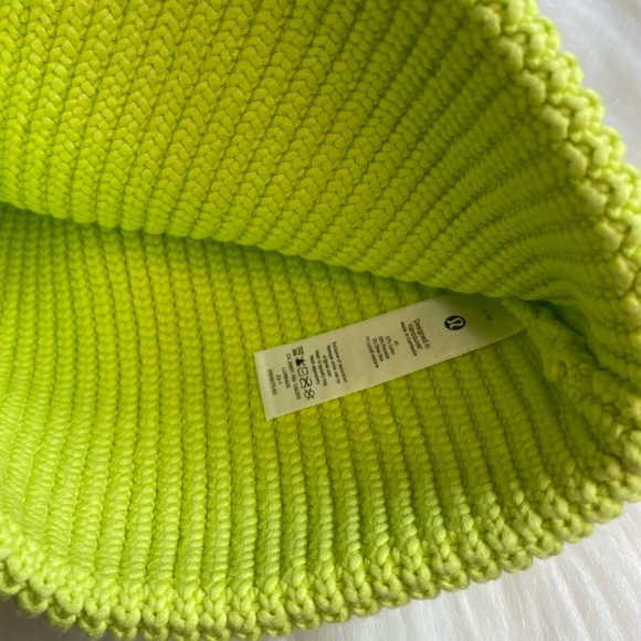 Lululemon Close-Fit cotton-Blend Ribbed Knit Beanie ELLE yellow L/XL - Picture 4 of 4
